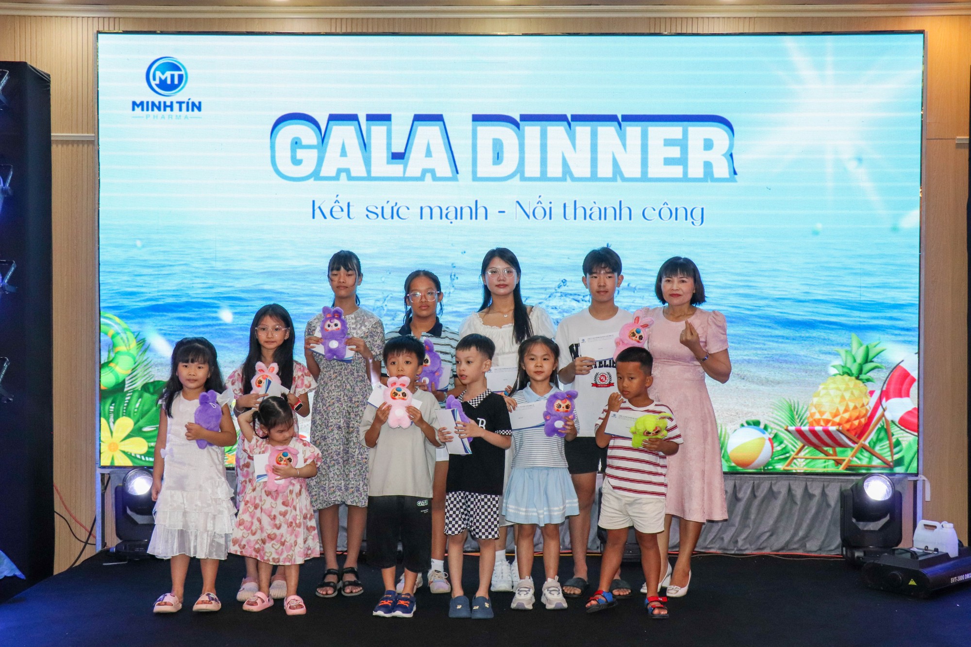 LỄ SƠ KẾT 6 THÁNG ĐẦU NĂM 2025 & TOUR GẮN KẾT 3N2Đ TẠI MŨI NÉ