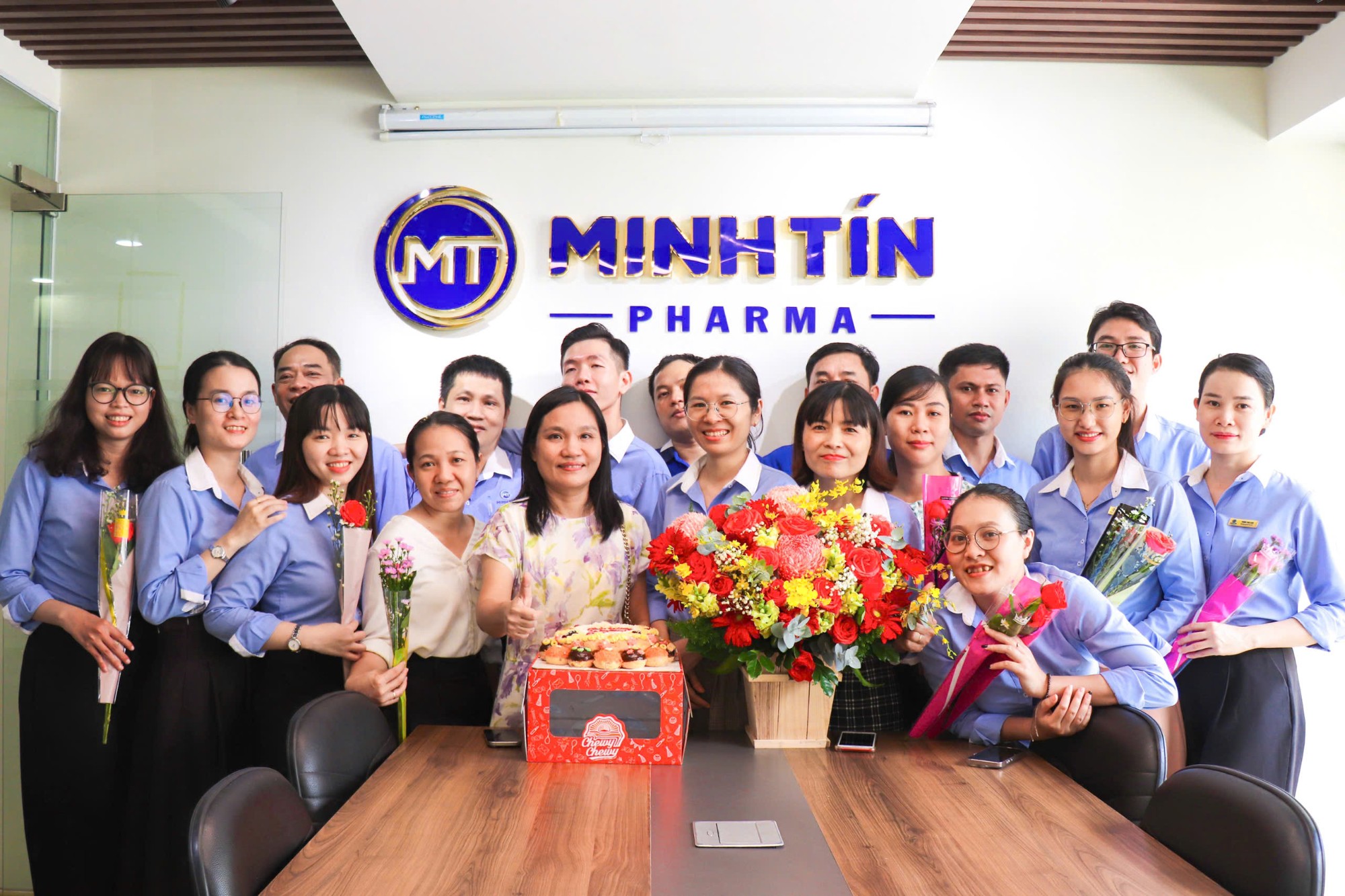 KHÔNG KHÍ NGÀY PHỤ NỮ VIỆT NAM  20/10 TẠI MINH TÍN PHARMA